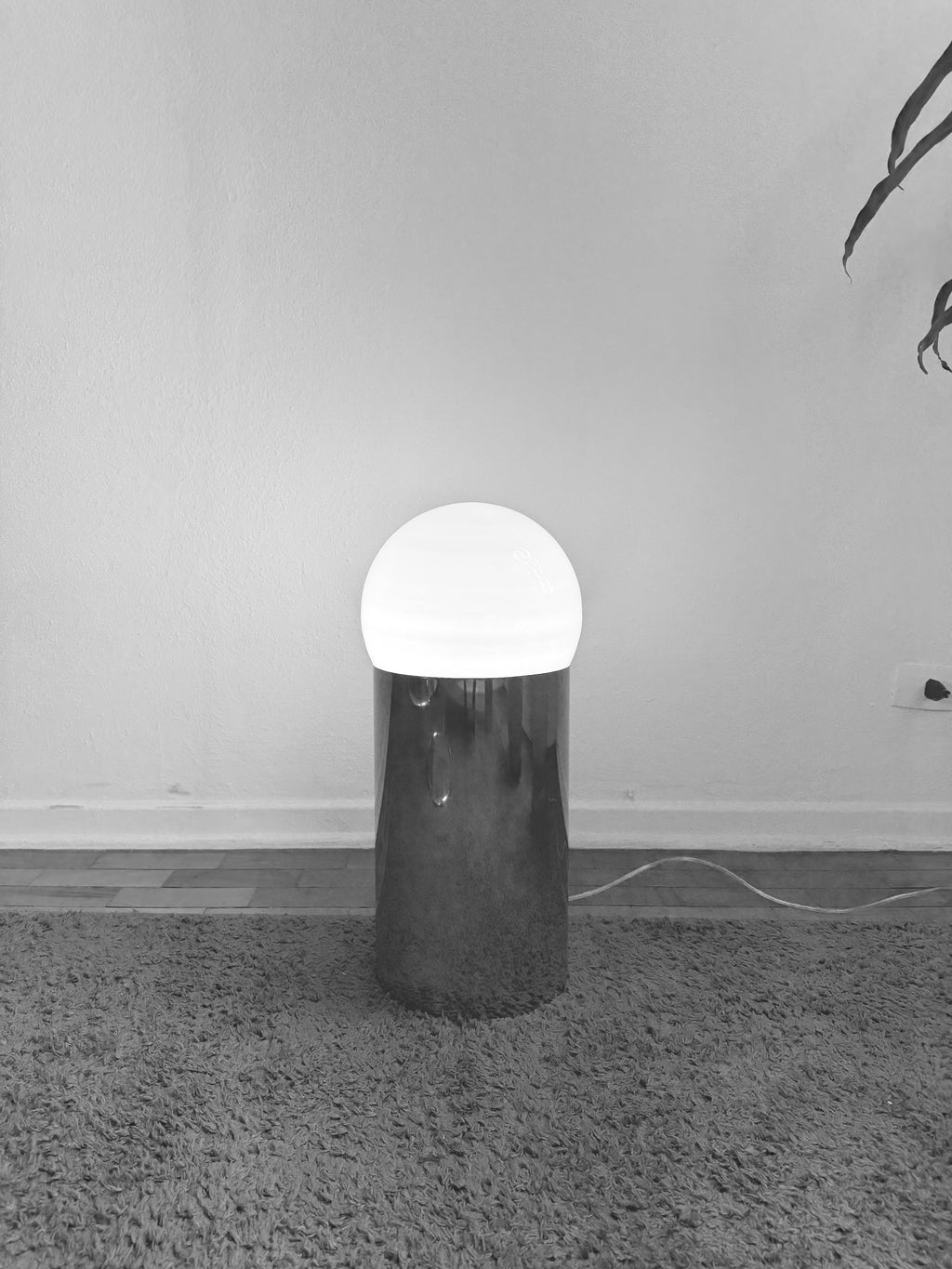 IRIS TABLE LAMP CUPULA ESFERA