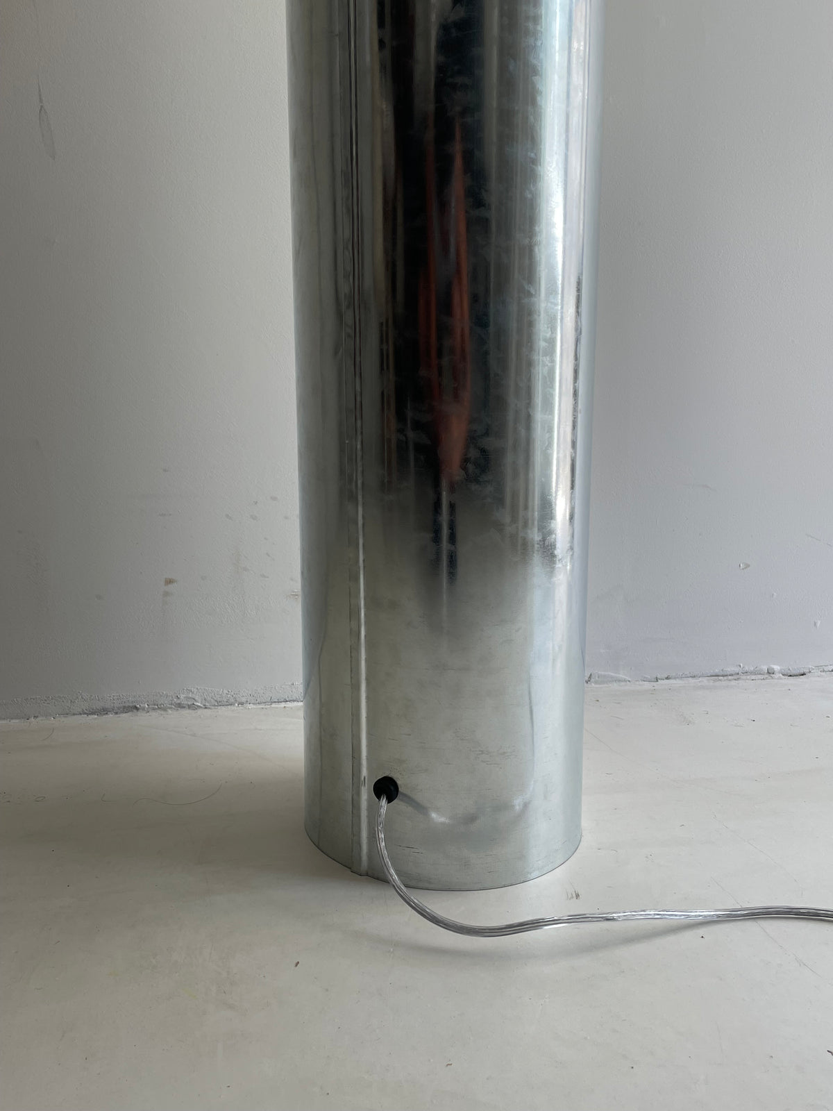 IRIS FLOOR LAMP